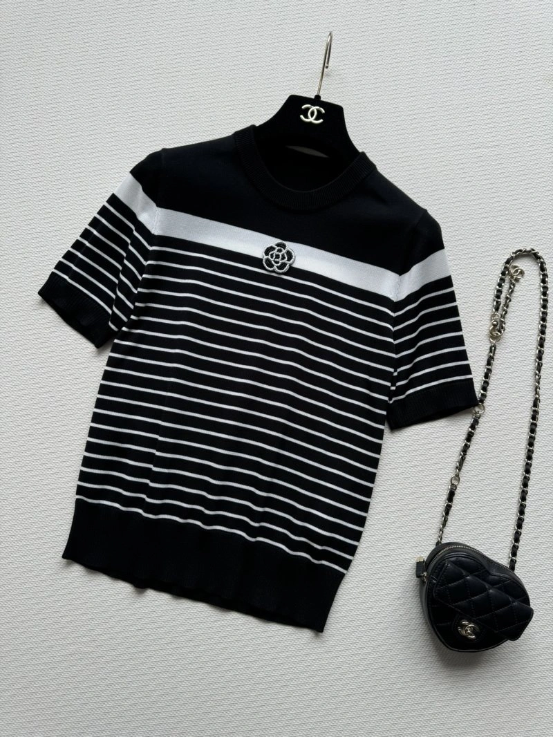 Chanel T-Shirts Practical 107781