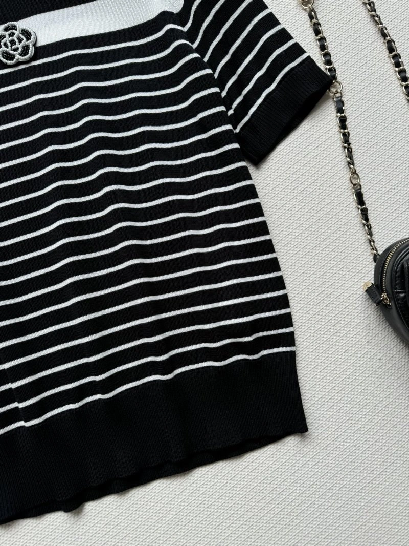 Chanel T-Shirts Practical 107781