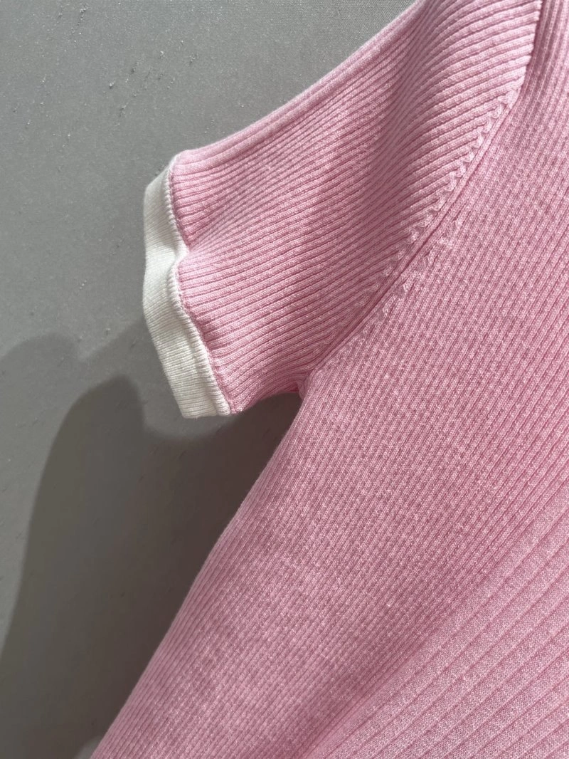 Unisex Chanel T-Shirts 107780