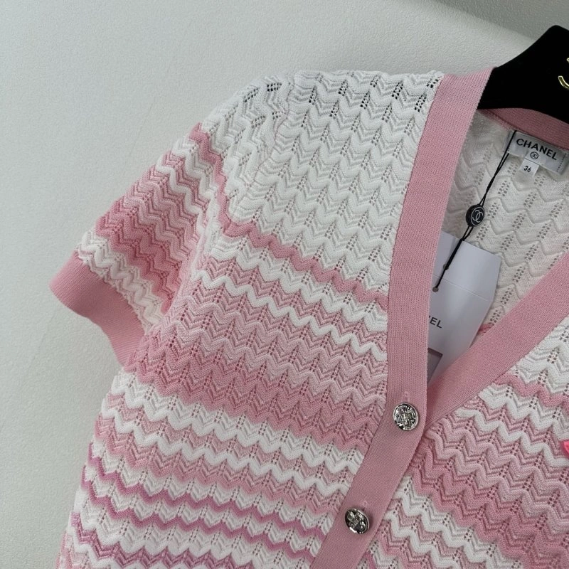 Chanel T-Shirts Modern 107767