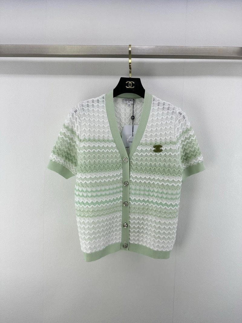 Chanel T-Shirts UrbanChic 107770