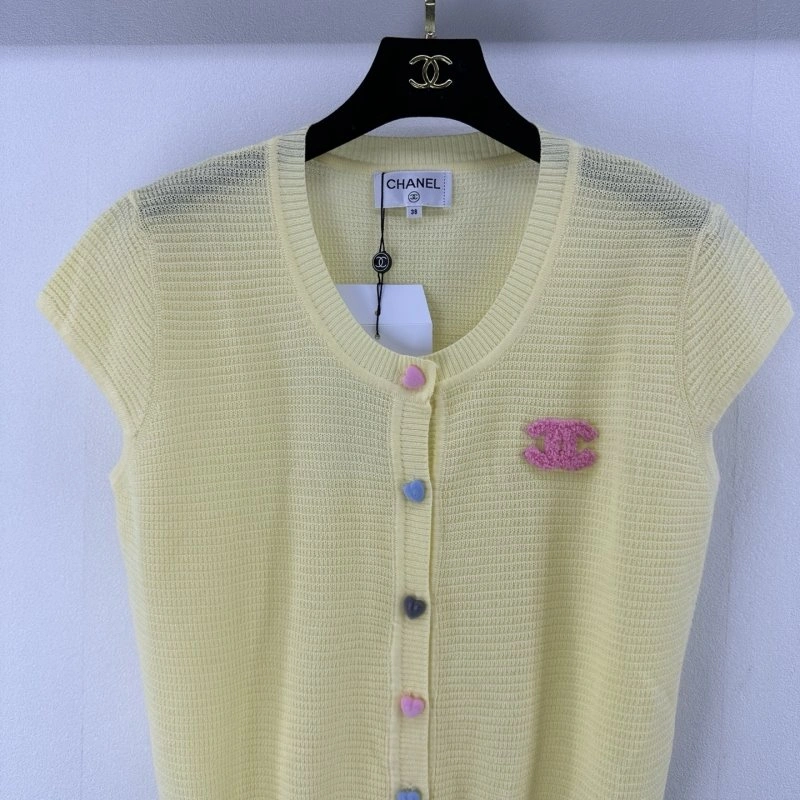 Practical Chanel T-Shirts 107761