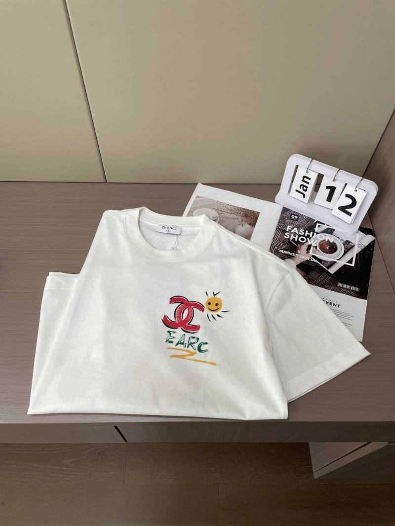 UrbanStyle Chanel T-Shirts 111341