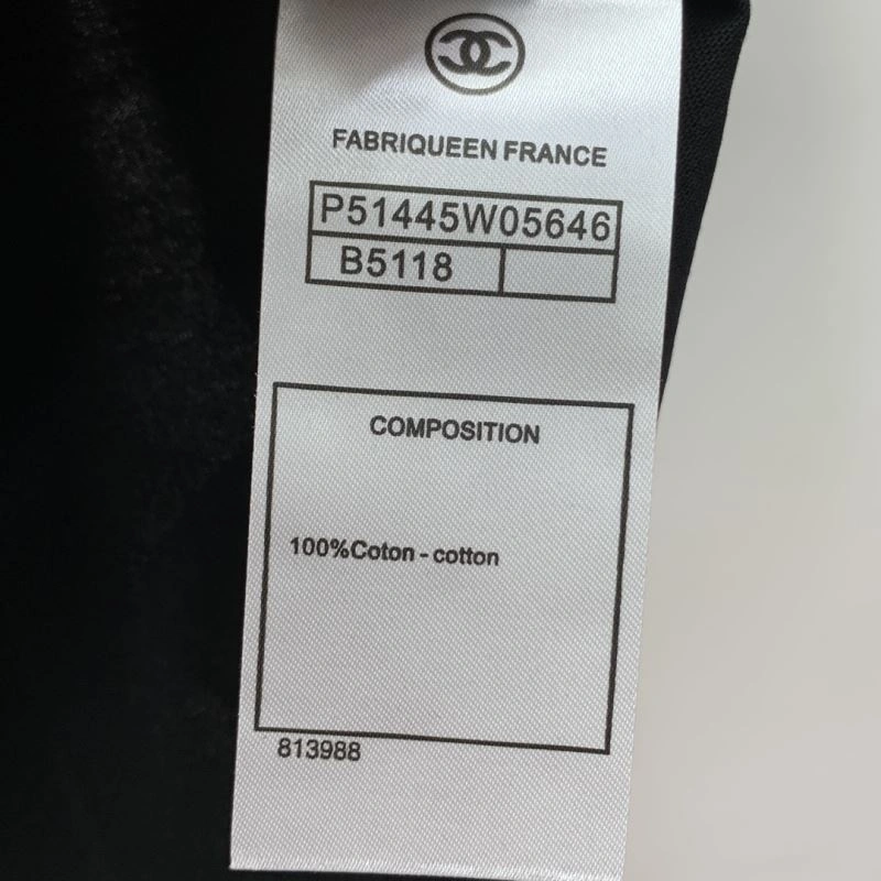 Chanel T-Shirts Versatile 111331