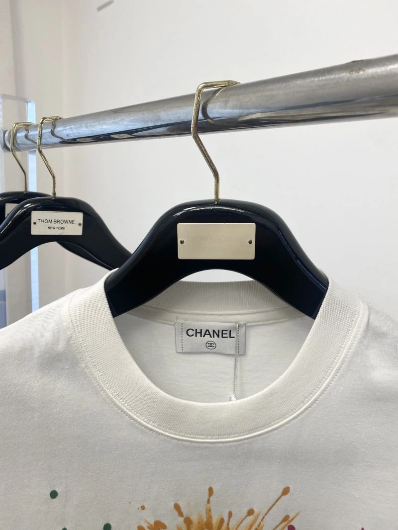 HighPerformance Chanel T-Shirts 111329