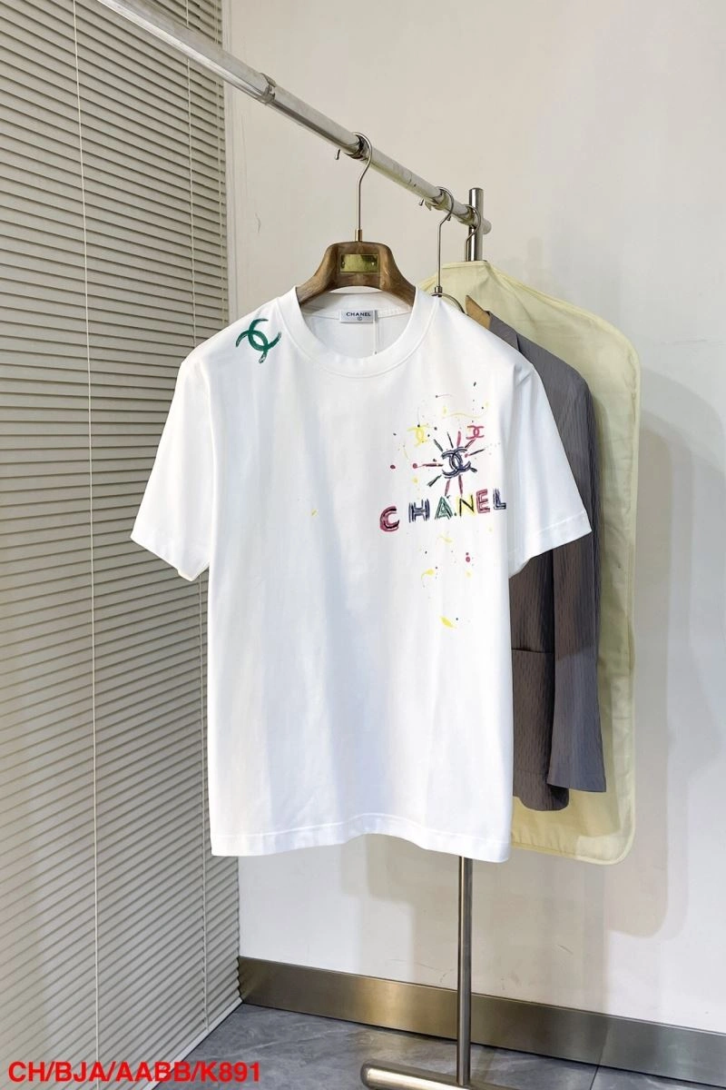 Sophisticated Chanel T-Shirts 111319
