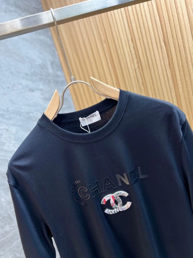 Premium Chanel T-Shirts 111297