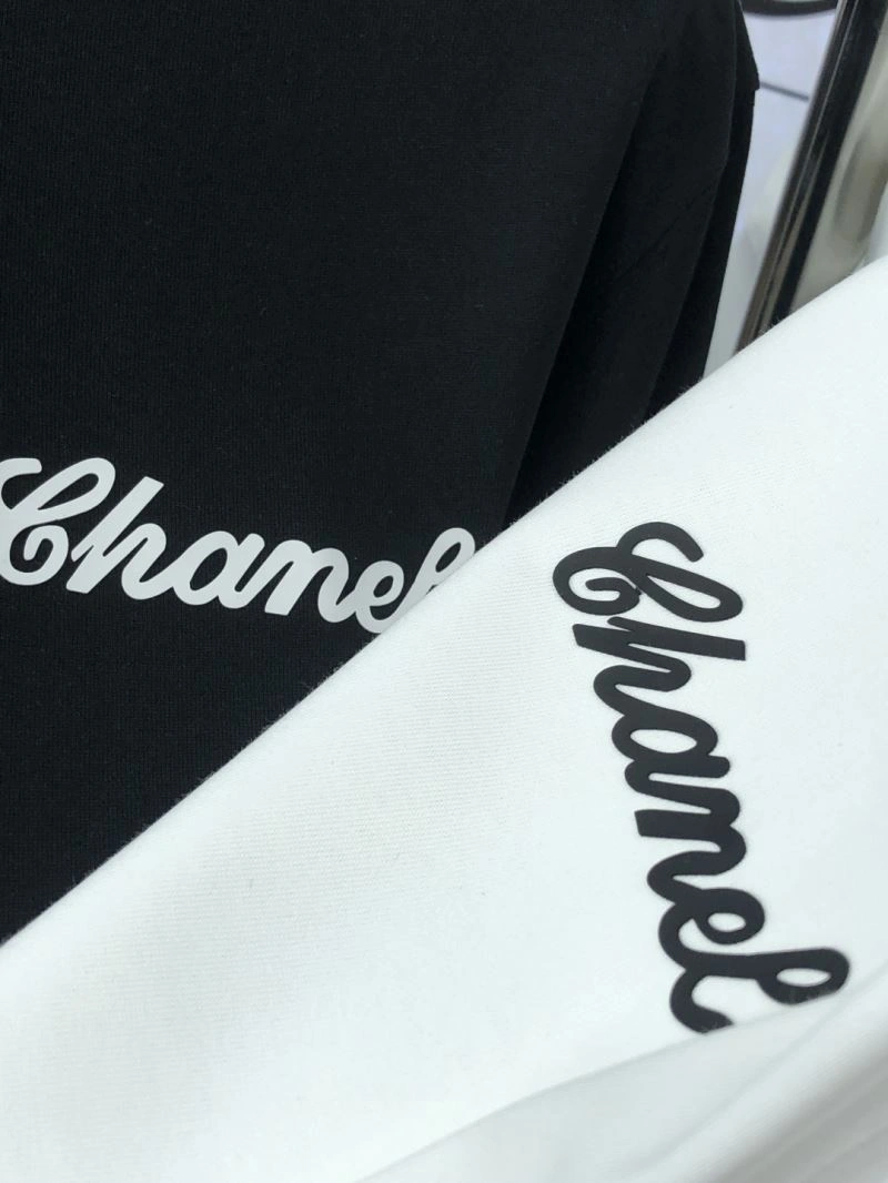 Supportive Chanel T-Shirts 111303