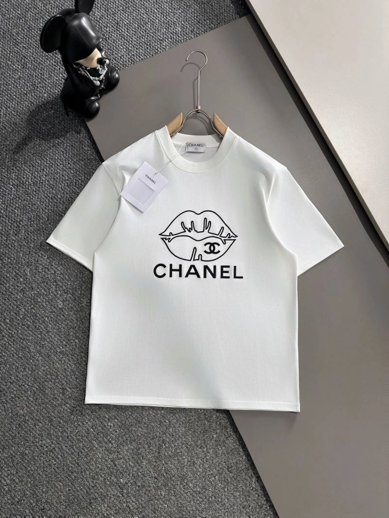 Chanel T-Shirts Resilient 111306