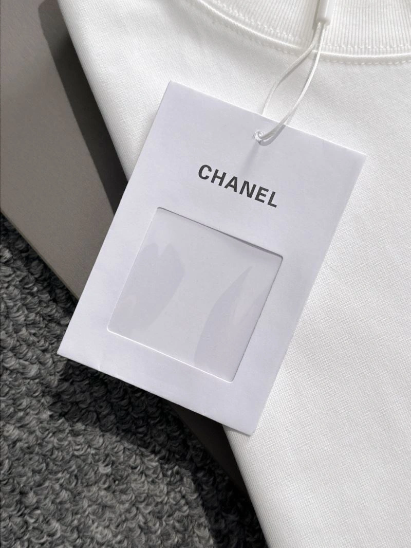 Chanel T-Shirts Resilient 111306