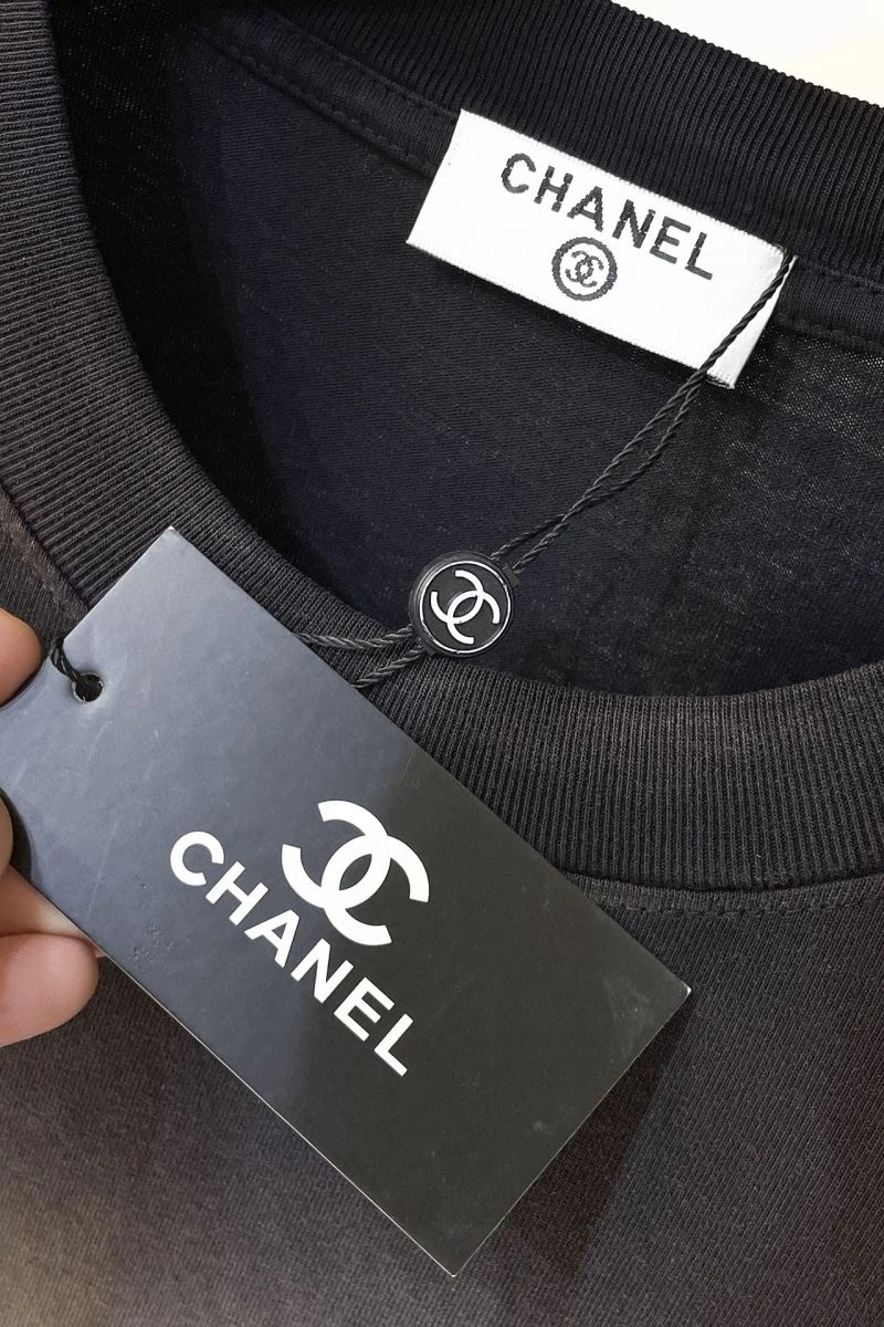 Chanel T-Shirts Lightweight 111299