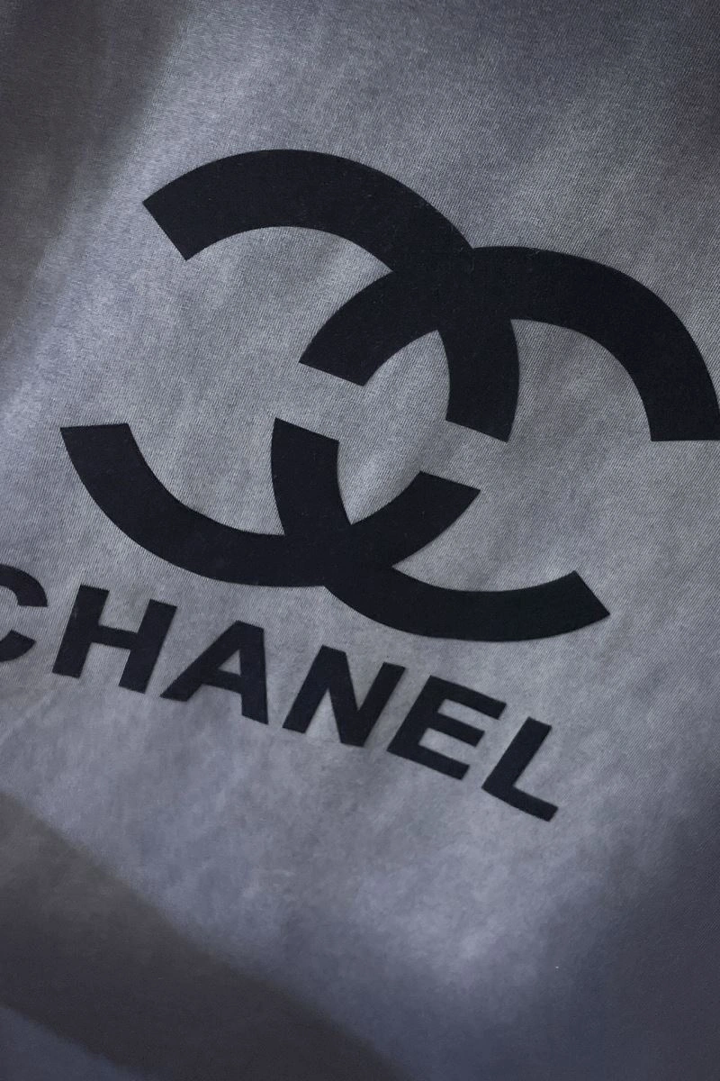 Chanel T-Shirts Lightweight 111299