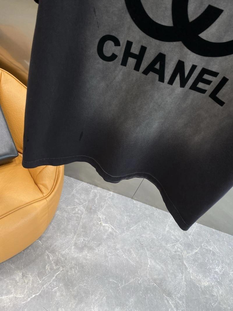 Chanel T-Shirts Resilient 111285