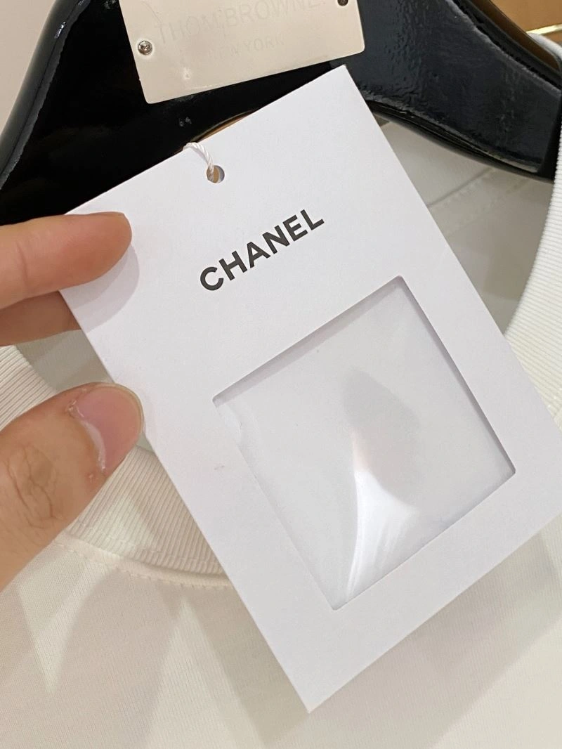 Practical Chanel T-Shirts 111283