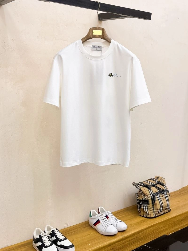 Chic Chanel T-Shirts 111246