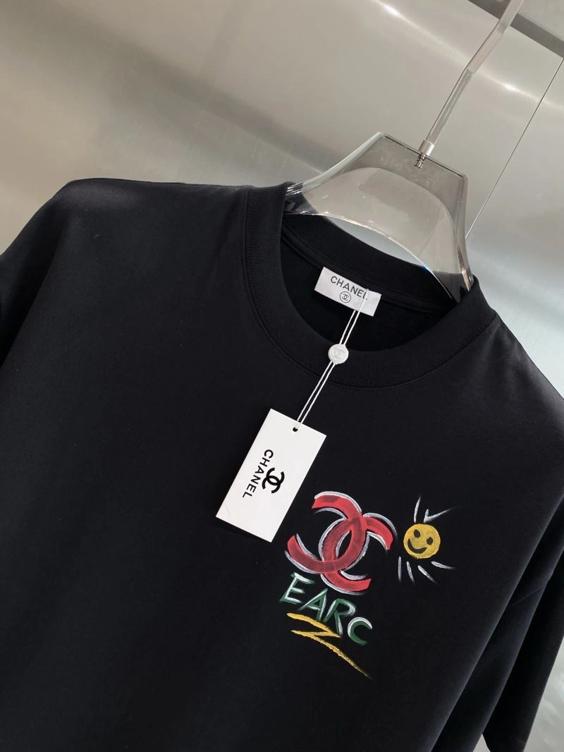 Chanel T-Shirts Casual 111250