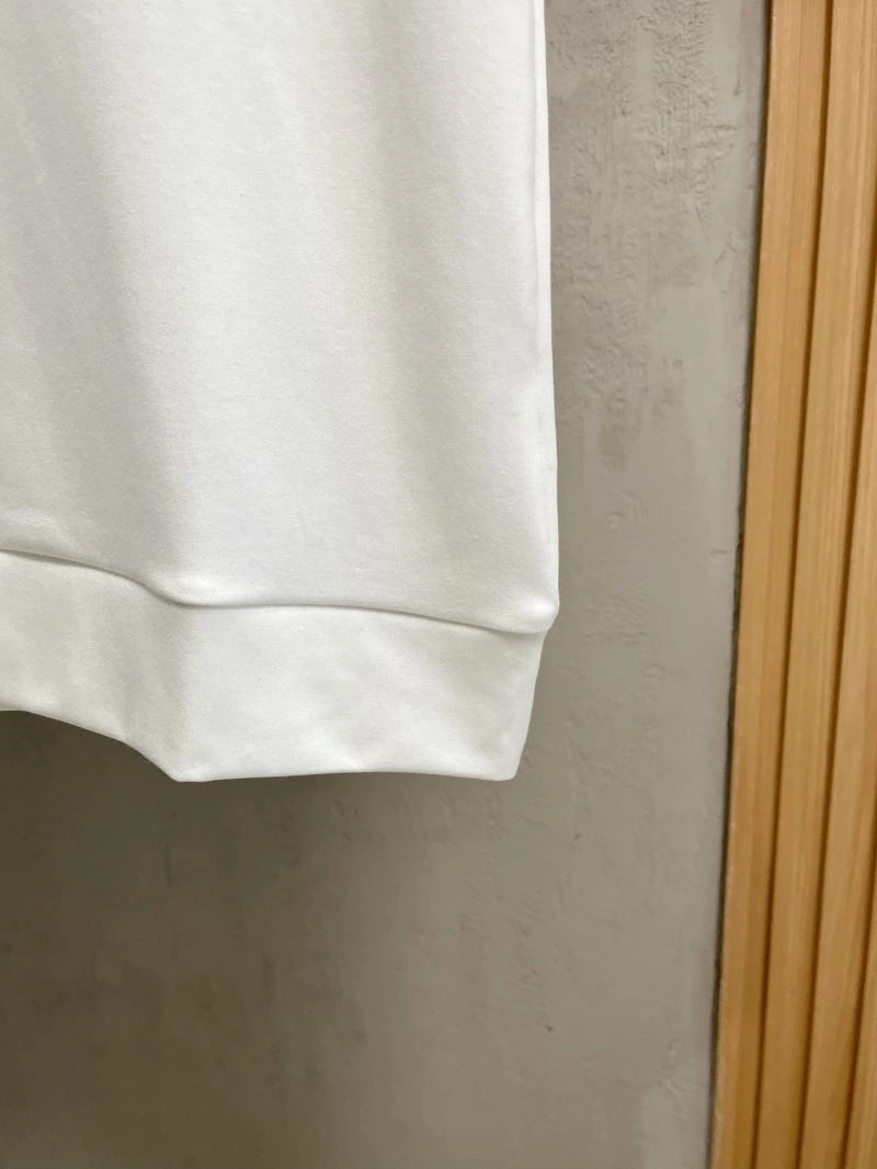 Chanel T-Shirts Unisex 111244