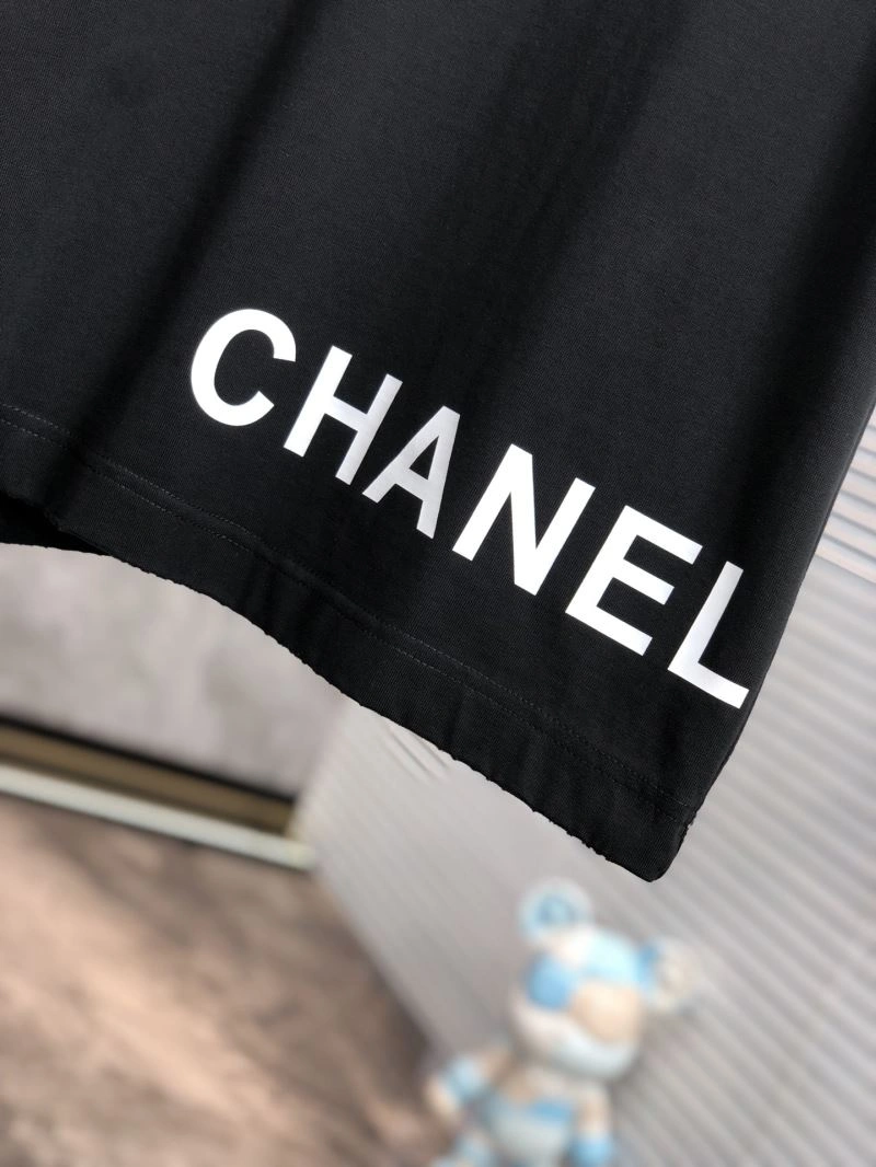 Chanel T-Shirts Stretchable 111242