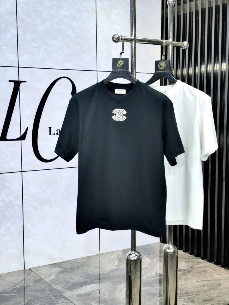 Bold Chanel T-Shirts 111236