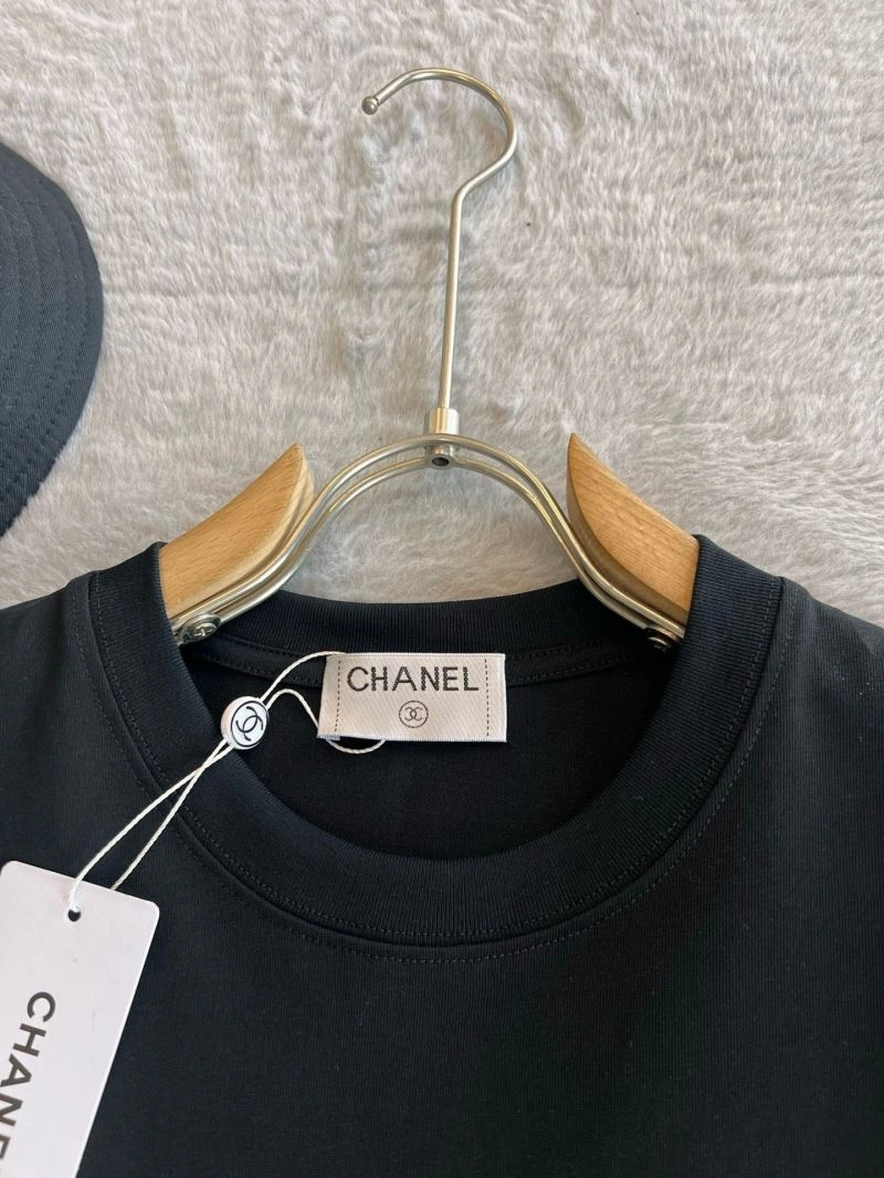 Seasonal Chanel T-Shirts 111210