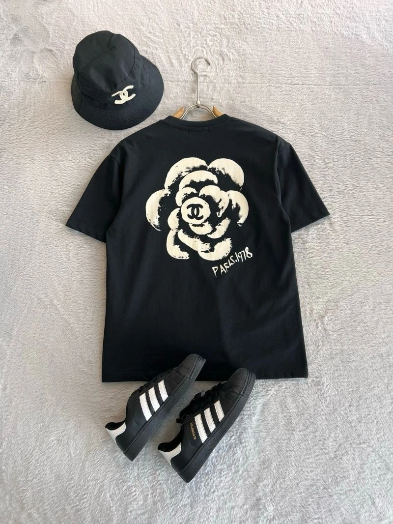 Seasonal Chanel T-Shirts 111210