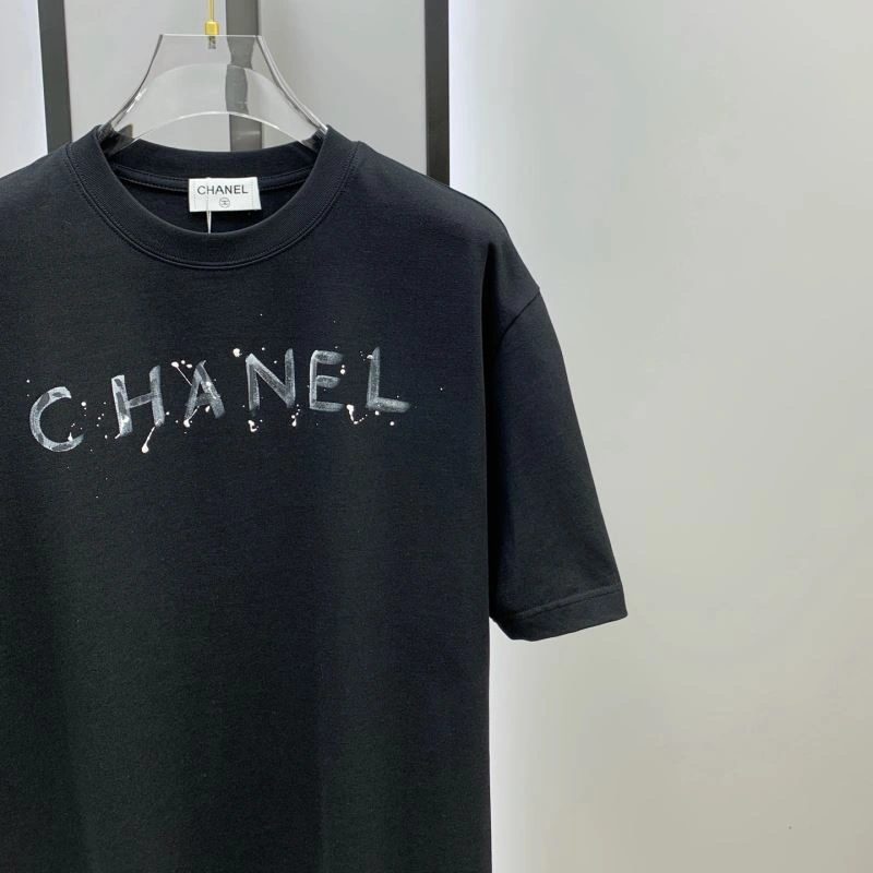 Refined Chanel T-Shirts 111207