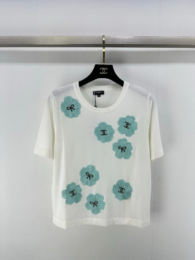 Chanel T-Shirts Bold 109699