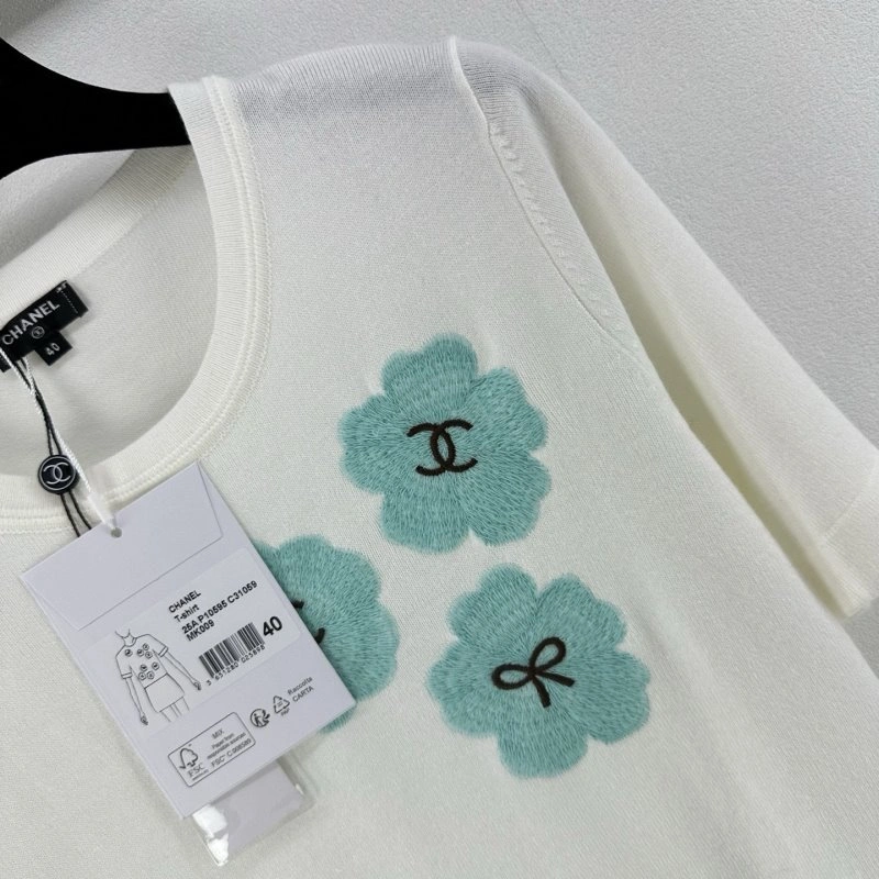 Chanel T-Shirts Bold 109699
