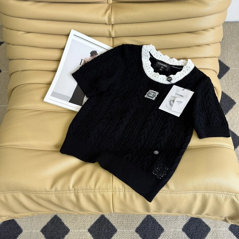 Flexible Chanel T-Shirts 109721