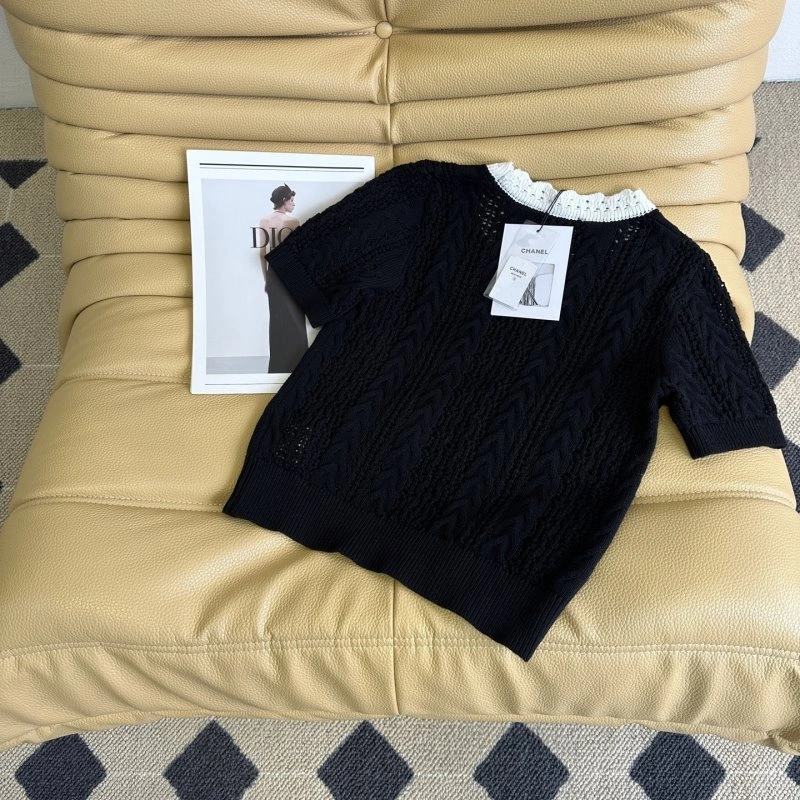 Flexible Chanel T-Shirts 109721