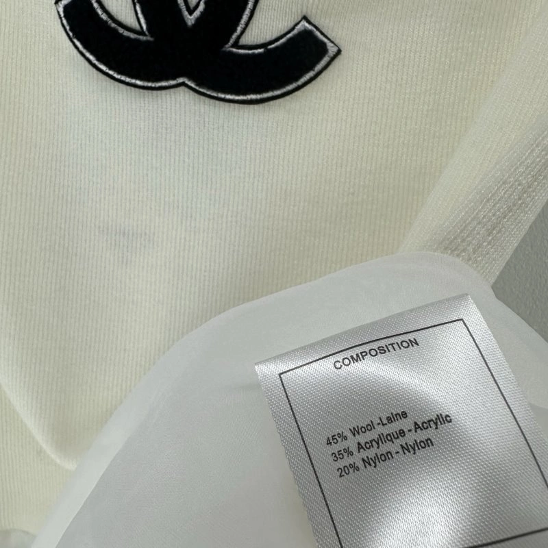 Modern Chanel T-Shirts 109716