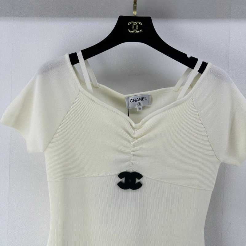 Functional Chanel T-Shirts 109719