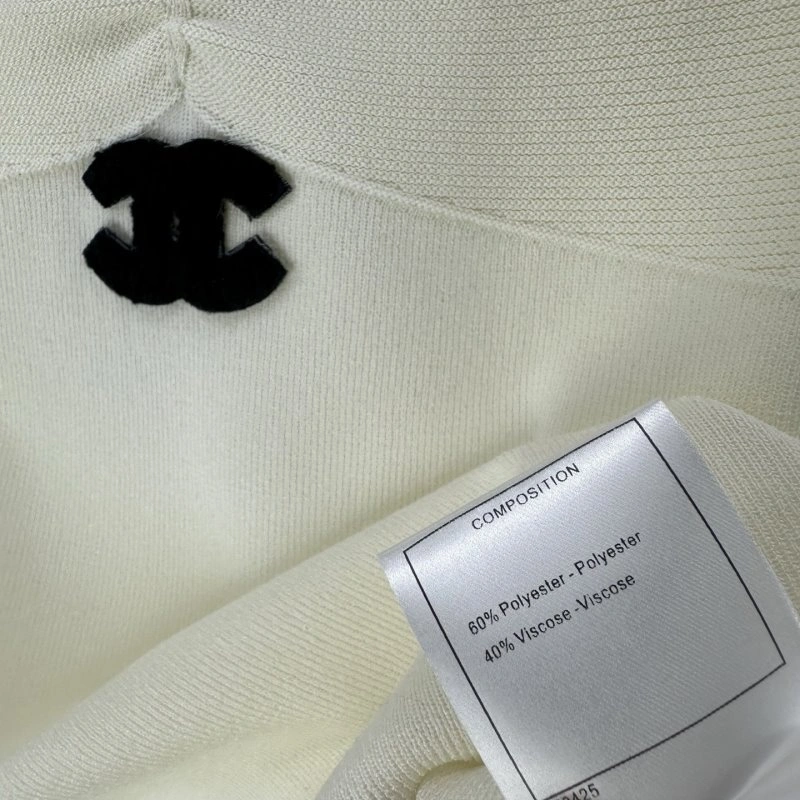 Functional Chanel T-Shirts 109719