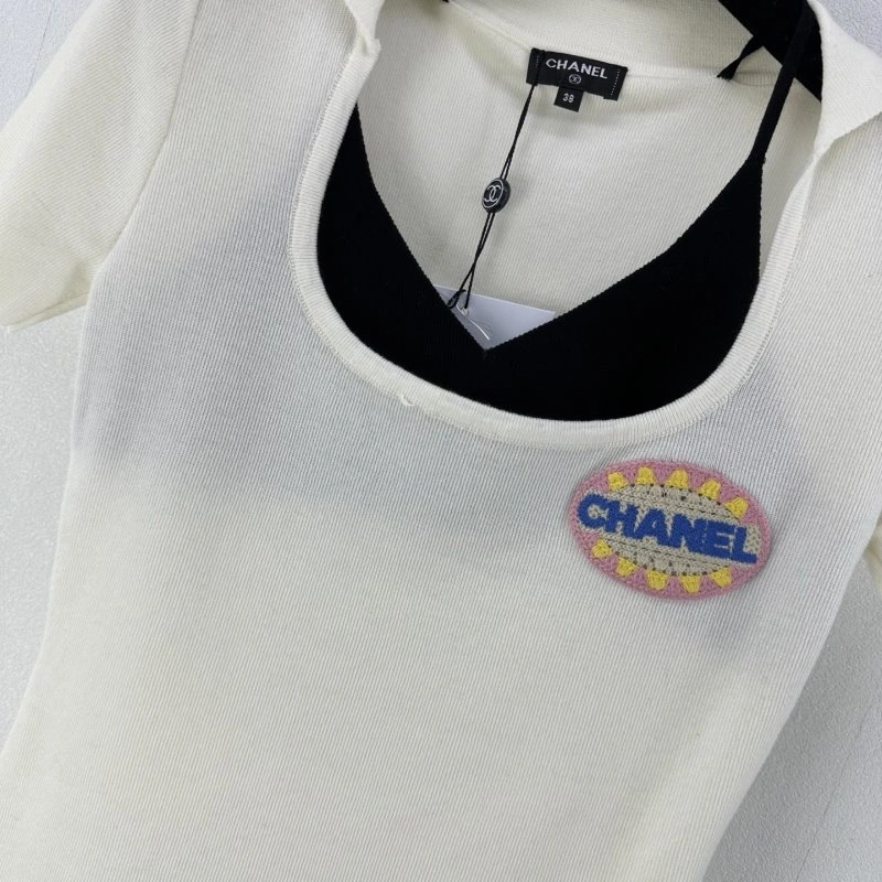 Chanel T-Shirts Youthful 109714
