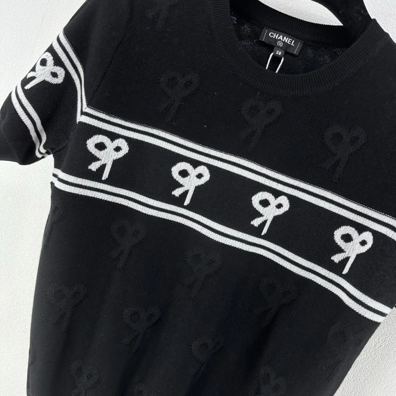 Trendsetting Chanel T-Shirts 109703