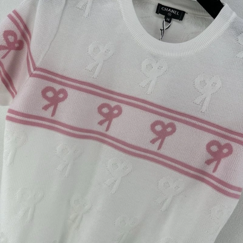 Stretchable Chanel T-Shirts 109694