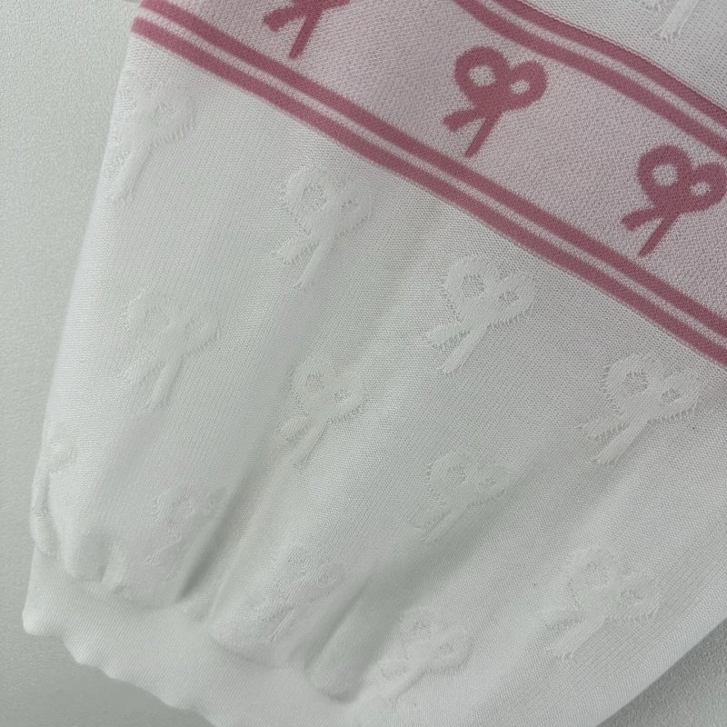 Stretchable Chanel T-Shirts 109694