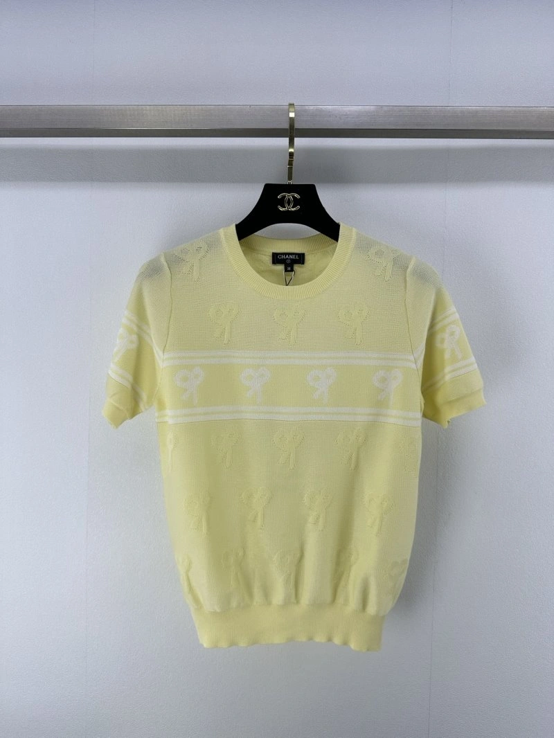 Chanel T-Shirts FashionForward 109686