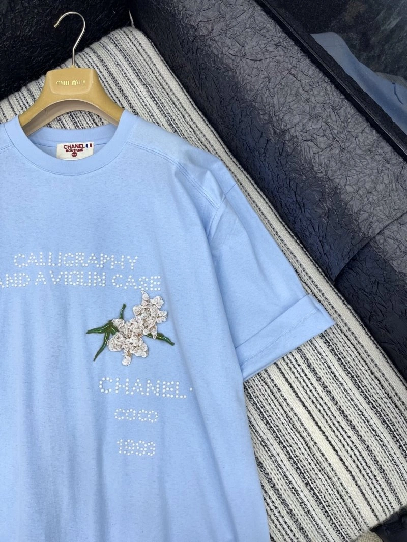 Chanel T-Shirts UrbanChic 109681