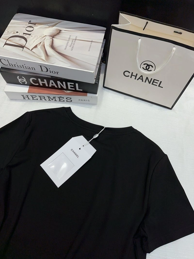 Chanel T-Shirts Functional 109680