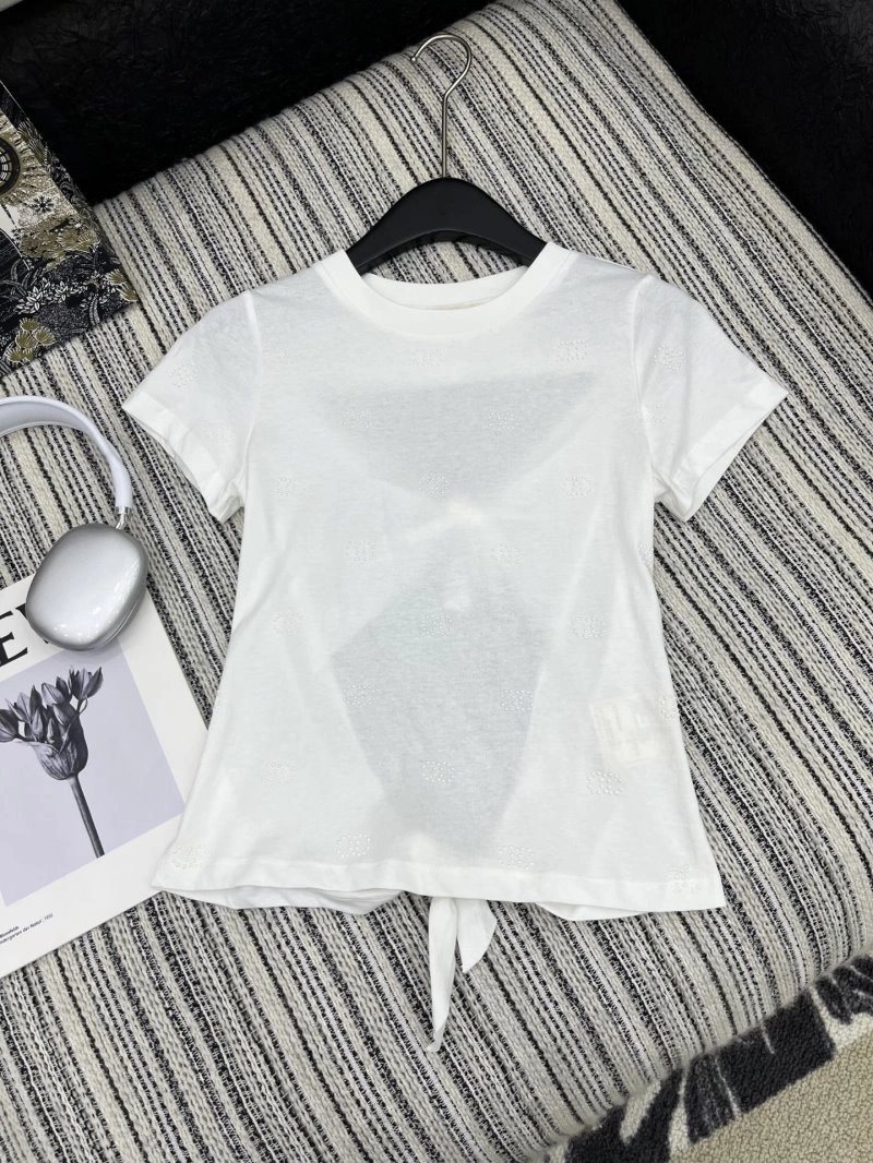 Trendsetting Chanel T-Shirts 109669
