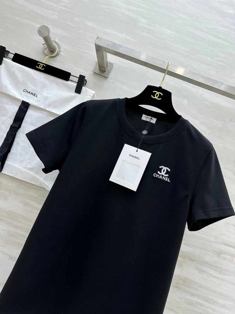Chanel T-Shirts Classic 109666