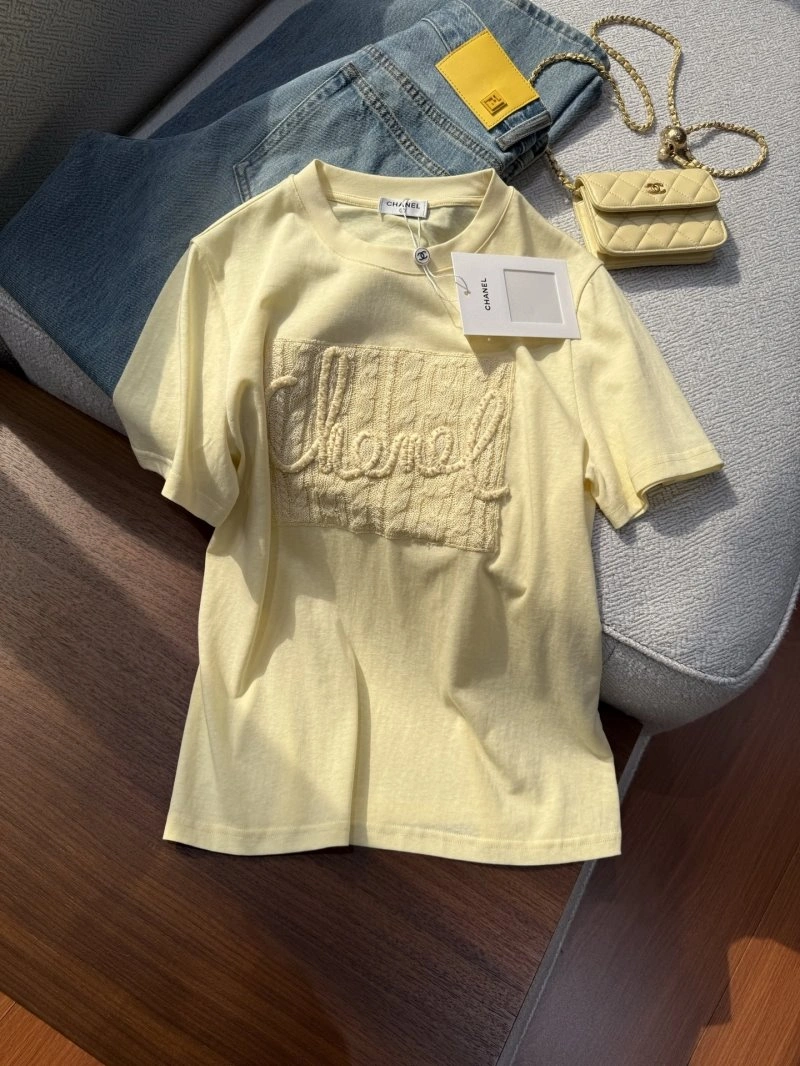 Affordable Chanel T-Shirts 109667