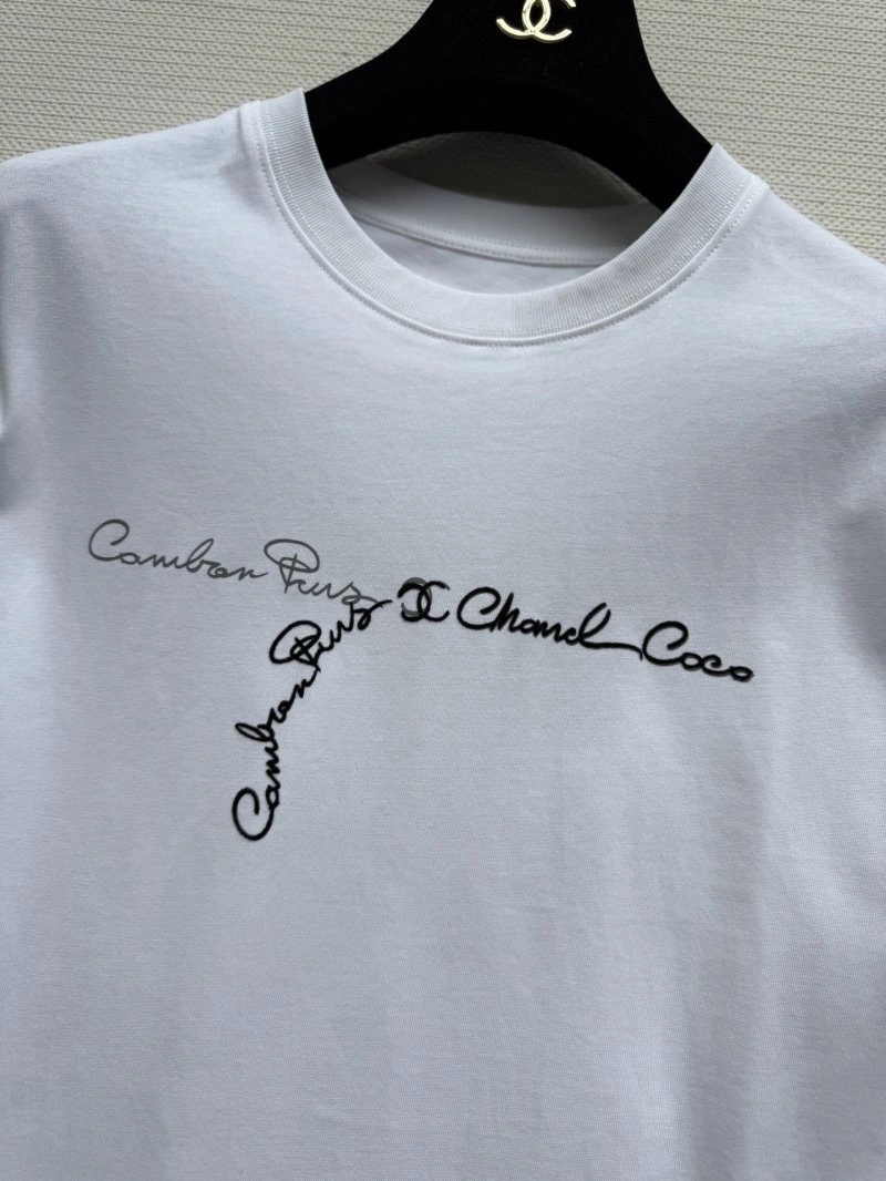 Supportive Chanel T-Shirts 109657