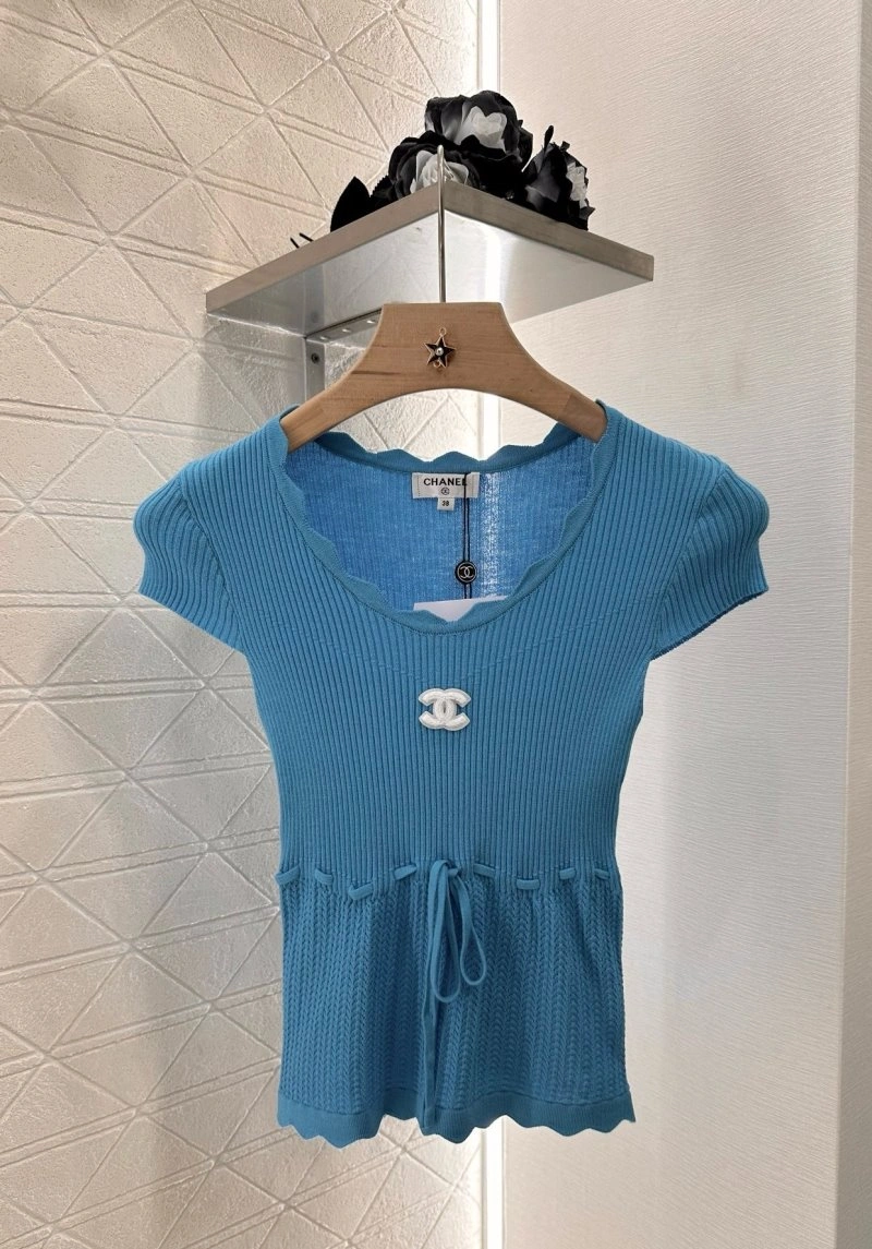 Trendsetting Chanel T-Shirts 109652
