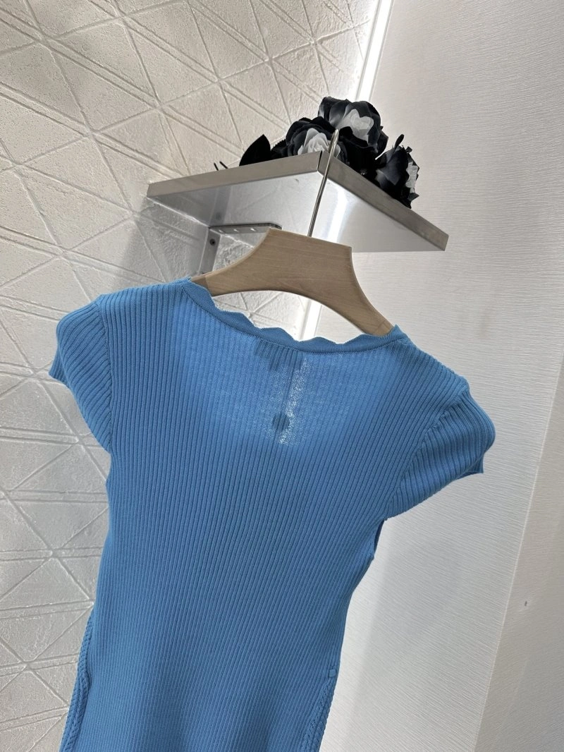 Trendsetting Chanel T-Shirts 109652