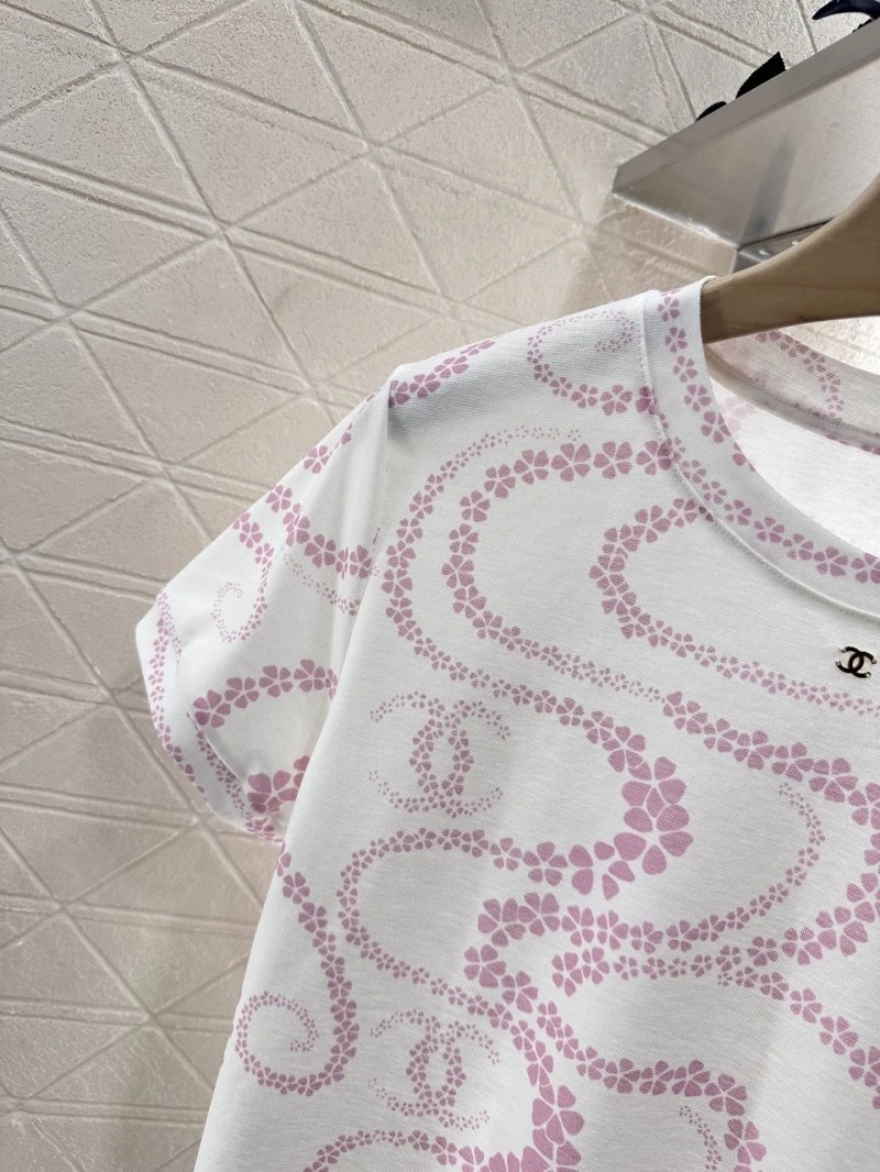 Chanel T-Shirts Vibrant 109651