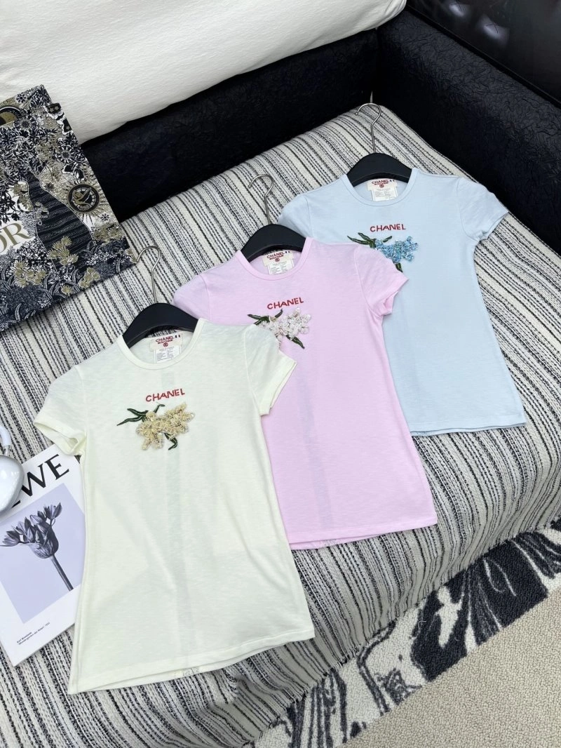 Stretchable Chanel T-Shirts 109658