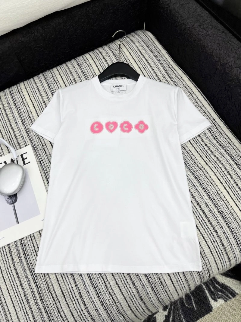 Chanel T-Shirts Vibrant 109670