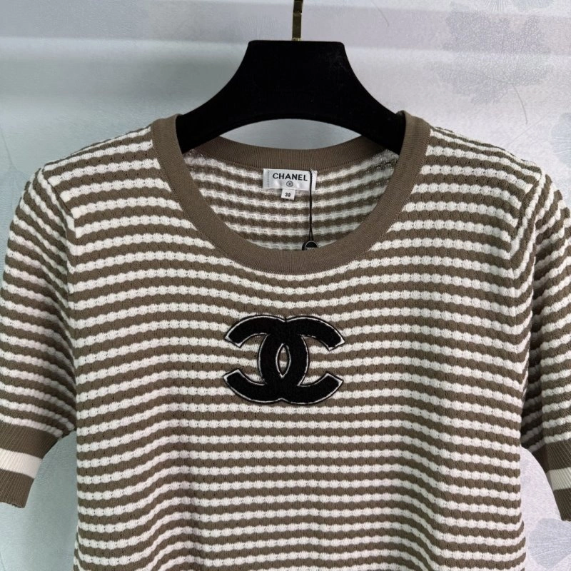 Chanel T-Shirts Timeless 109672